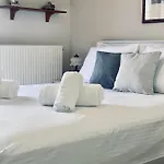 Lydia House Apartment *