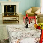Lydia House Apartment *