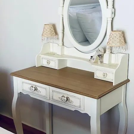 Lydia House * Corinth