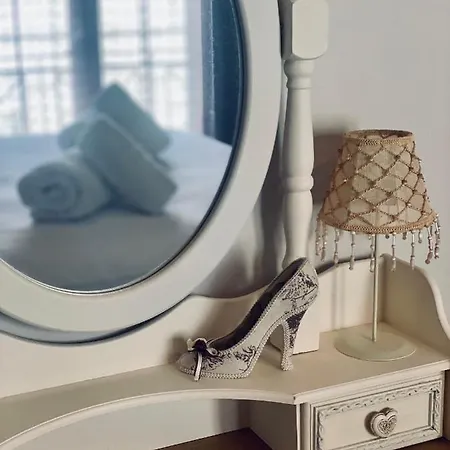 Lydia House * Corinth